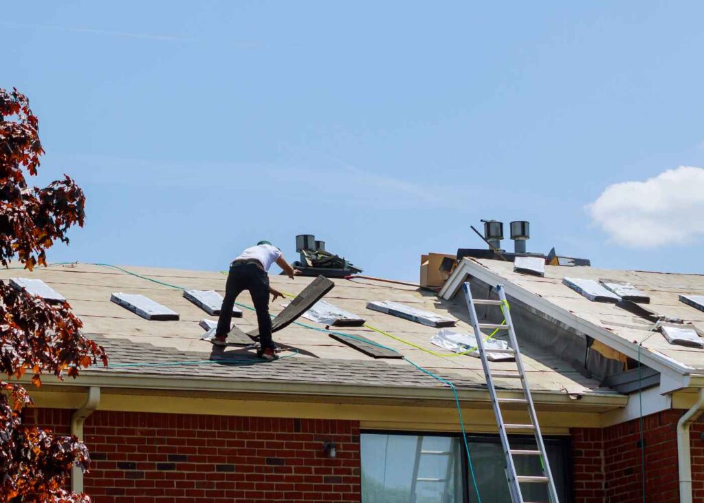 How to Handle a Roof Replacement Insurance Claim